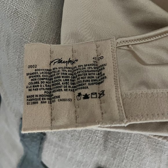 Playtex Love My Curves Side Smoothing Wirefree Bra Nude 42DD - Picture 3 of 5